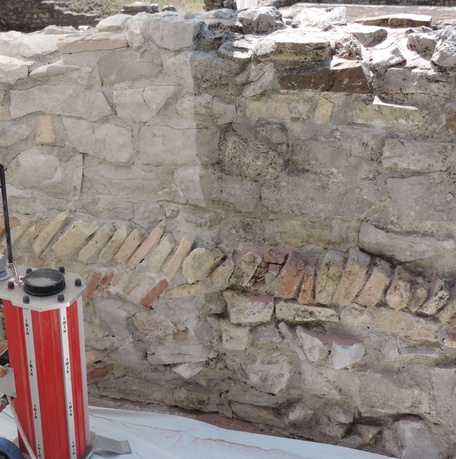 Очистка памятников архитектуры, фонтанов, лепнины фасадов