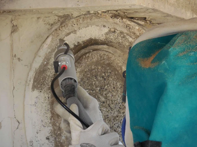 Очистка памятников архитектуры, фонтанов, лепнины фасадов